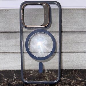 I Phone 15 Pro Case-Clear and Navy with MagSafe